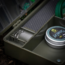 Load image into Gallery viewer, Rig Locker Short Session Tackle Box
