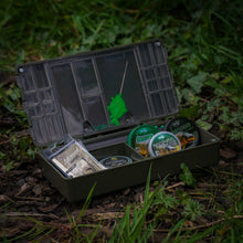 Load image into Gallery viewer, Rig Locker Short Session Tackle Box
