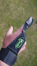Load image into Gallery viewer, Katran - Casting Glove
